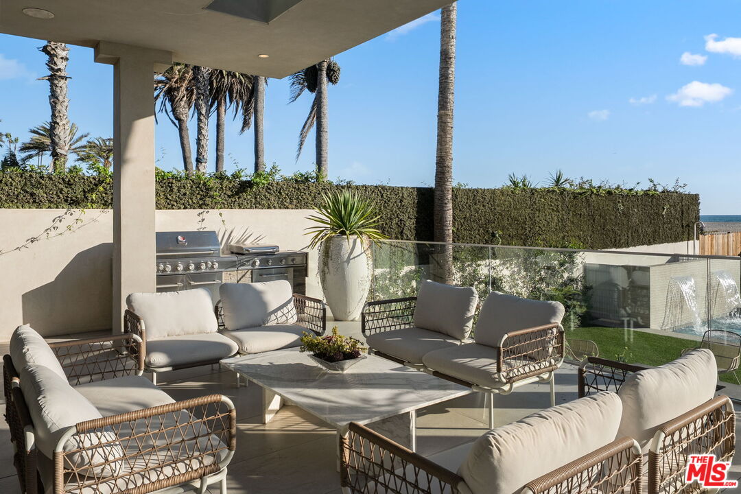 940 Palisades Beach Road Santa Monica, CA 90403 - Photo 52 of 57 a view of balcony and patio