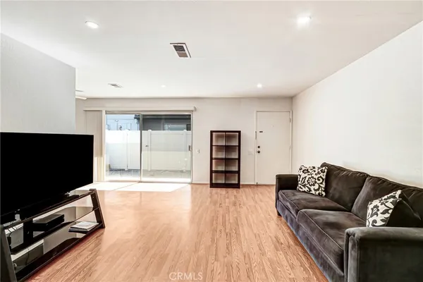 $644,999 | 6437 Horse Shoe Lane, Yorba Linda, CA 92886