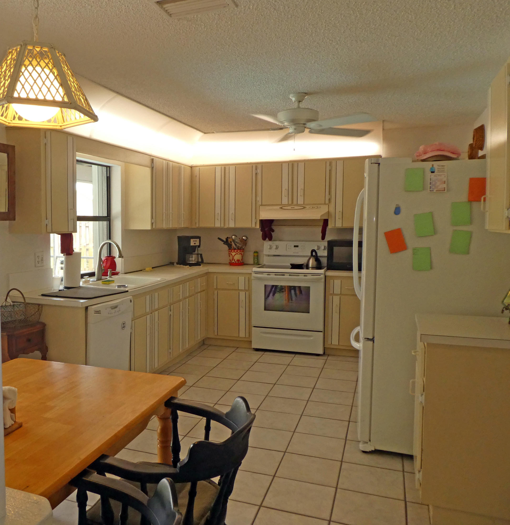 4767 Brandywine Drive Boca Raton, FL 33487 - Photo 8 of 27 Kitchen