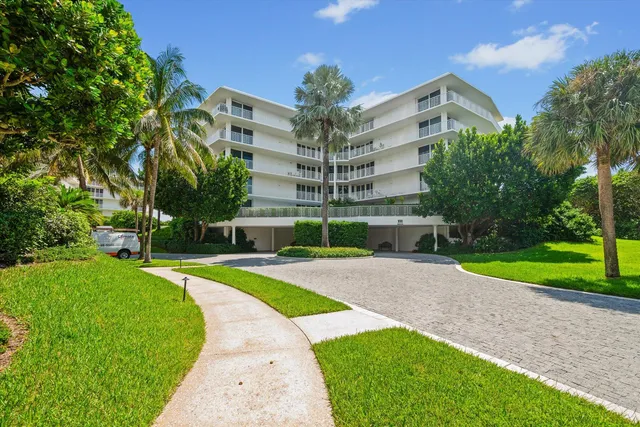 $3,295,000 | 2500 South Ocean Boulevard, Unit 3A3, Palm Beach, FL 33480
