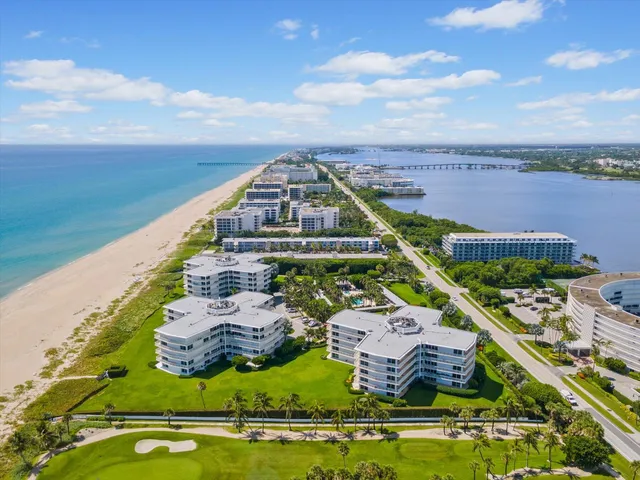 $3,295,000 | 2500 South Ocean Boulevard, Unit 3A3, Palm Beach, FL 33480
