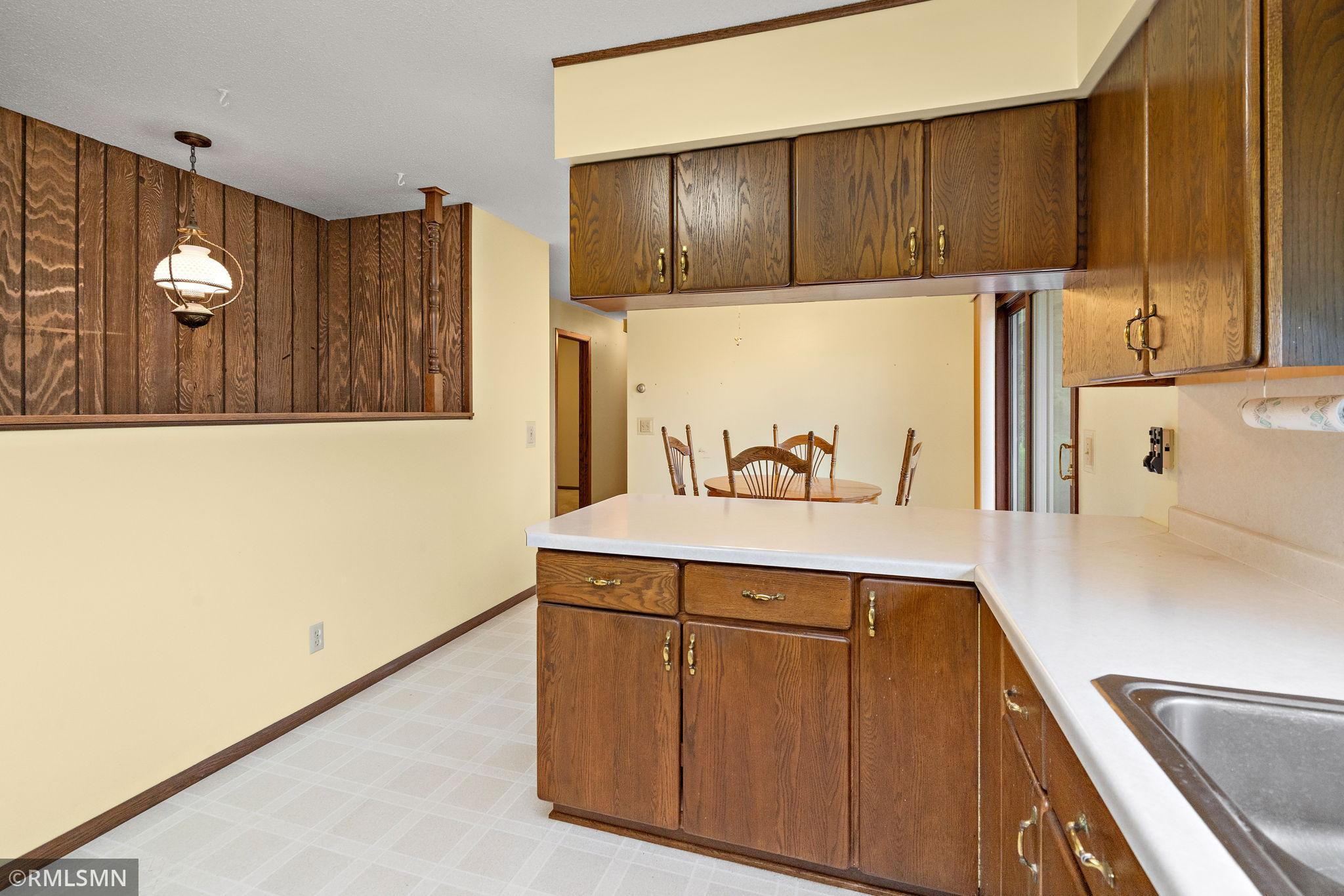 1079 Birch Avenue Red Wing, MN 55066 - Photo 10 of 32