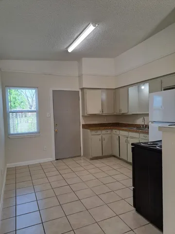 $950 | 3357 Frick Road, Unit 3, Houston, TX 77086