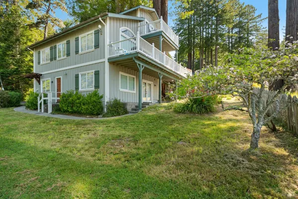 $739,000 | 35540 Ocean View Court, Gualala, CA 95445