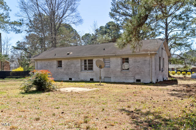1512 Broken Road Bailey, NC 27807 - Photo 9 of 26 Exterior back