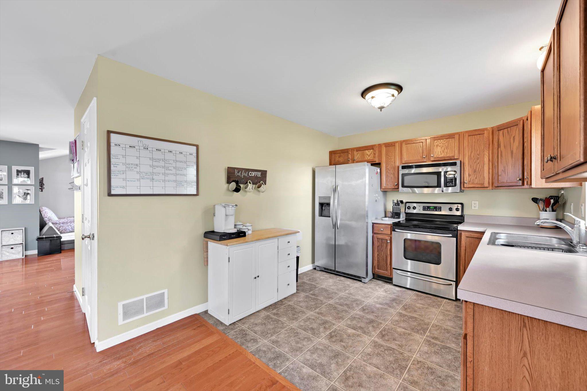 2177 Penn Street Lebanon, PA 17042 - Photo 15 of 28