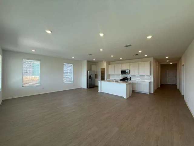 $1,999 | 261 Seven Seas Drive, Kyle, TX 78640