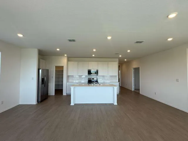 $1,999 | 261 Seven Seas Drive, Kyle, TX 78640