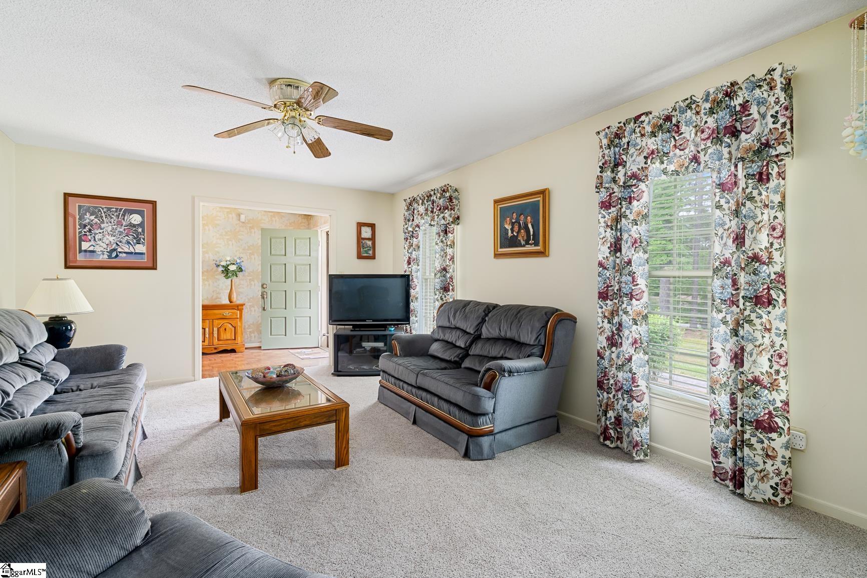 1047 Marett Road Pendleton, SC 29670 - Photo 8 of 34