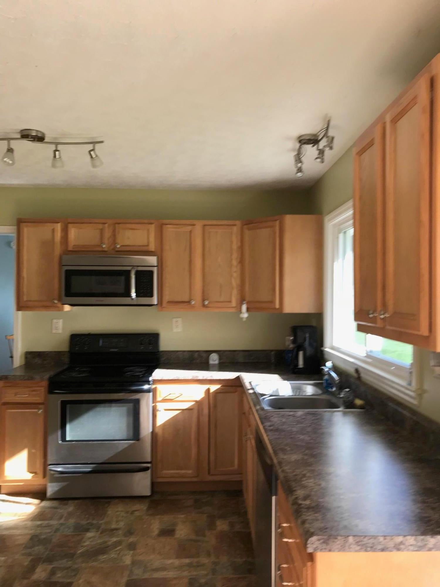 519 Ft Spring Pike Ronceverte, WV 24970 - Photo 5 of 13 Gallery Image 5