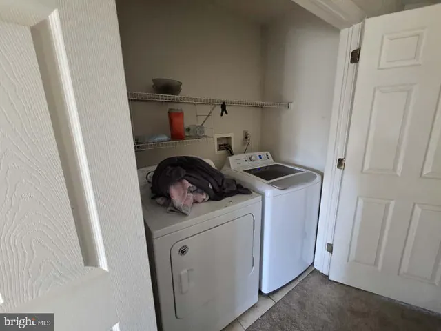 $325,000 | 1716 Brookstone Drive, Alburtis, PA 18011