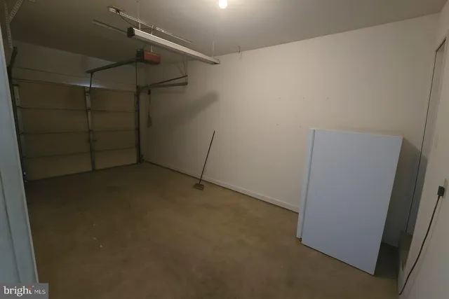 $325,000 | 1716 Brookstone Drive, Alburtis, PA 18011