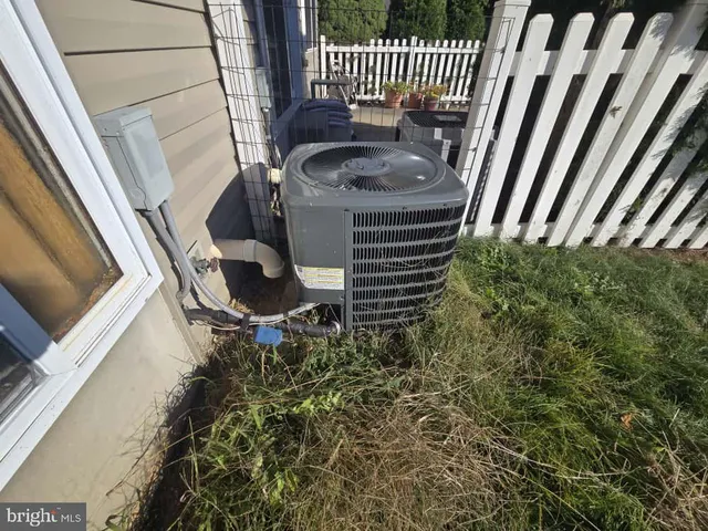 $325,000 | 1716 Brookstone Drive, Alburtis, PA 18011