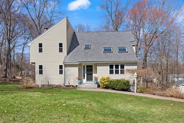 $4,900 | 5 Susan Drive, Hopkinton, MA 01748