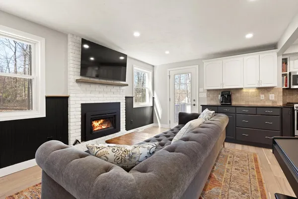 $4,900 | 5 Susan Drive, Hopkinton, MA 01748