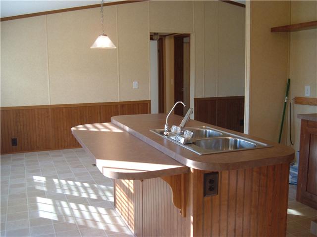 119 Fire Tower Road Dickson, TN 37055 - Photo 8 of 14 Large kitchen & diningroom combination.