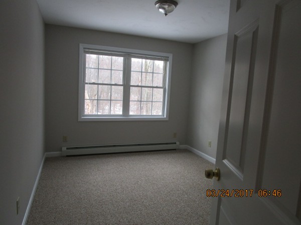 45 Southold Road Worcester, MA 01607 - Photo 9 of 11 Gallery Image 9