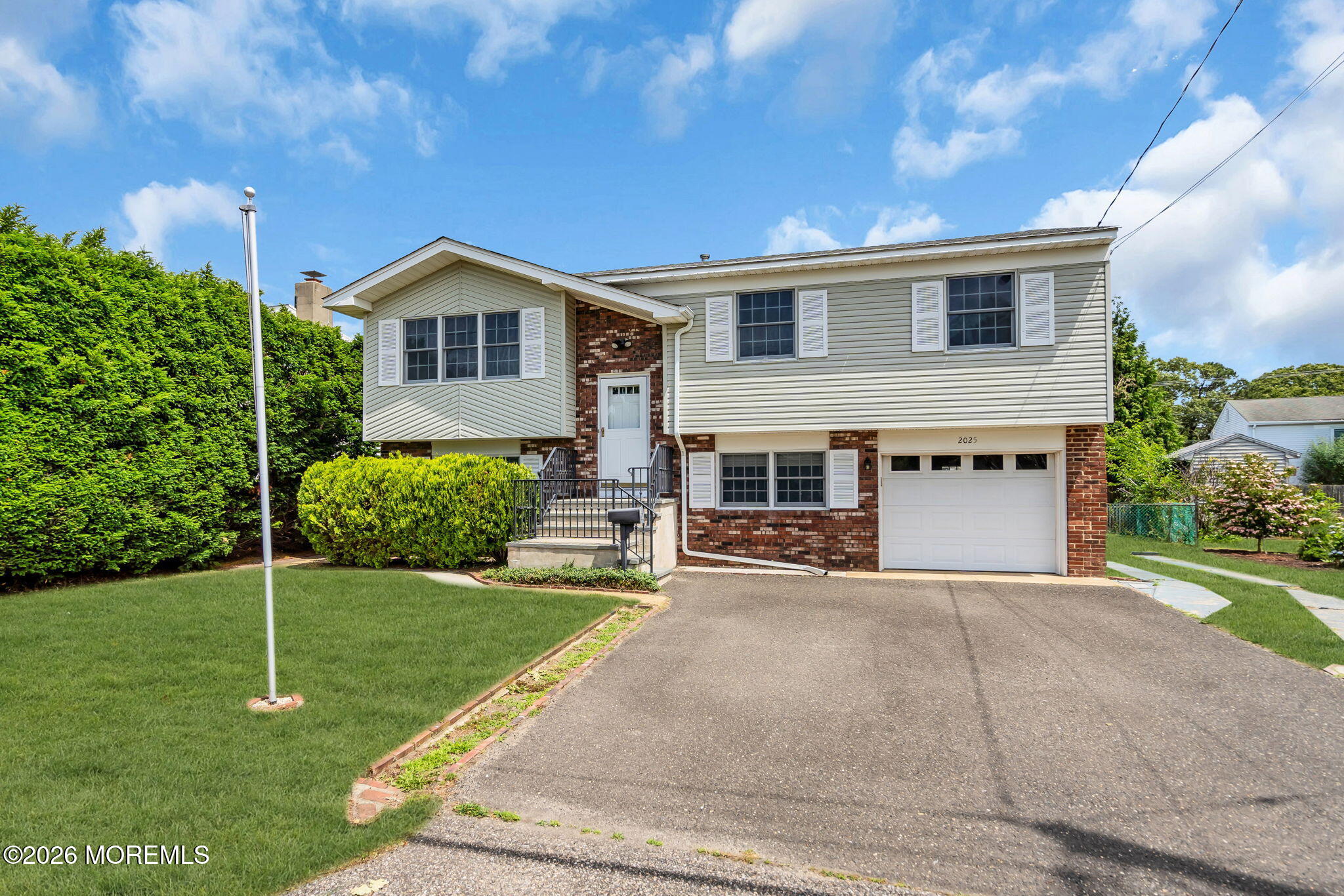 2025 Riviera Parkway Point Pleasant, NJ 08742 - Photo 3 of 31 3-web-or-mls-DSC09400-1b