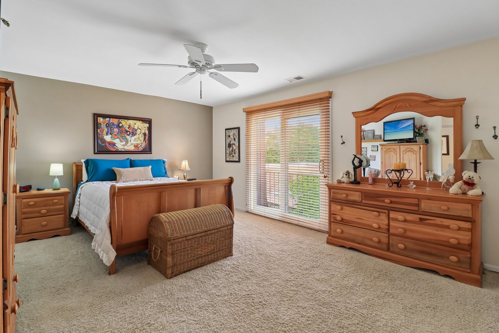 4050 Dundee Road, Unit 303 Northbrook, IL 60062 - Photo 15 of 38
