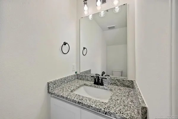 $1,500 | 545 Delmar Street, Unit 102, San Antonio, TX 78210