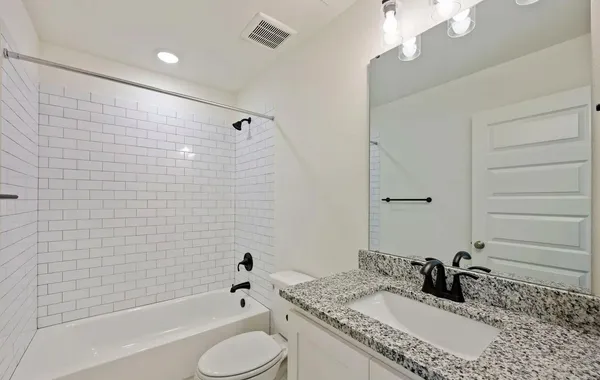 $1,500 | 545 Delmar Street, Unit 102, San Antonio, TX 78210