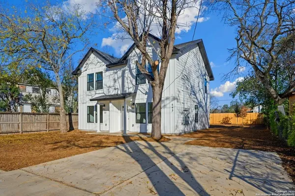 $1,500 | 545 Delmar Street, Unit 102, San Antonio, TX 78210