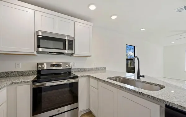 $1,500 | 545 Delmar Street, Unit 102, San Antonio, TX 78210