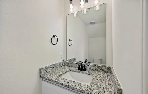 $1,500 | 545 Delmar Street, Unit 102, San Antonio, TX 78210