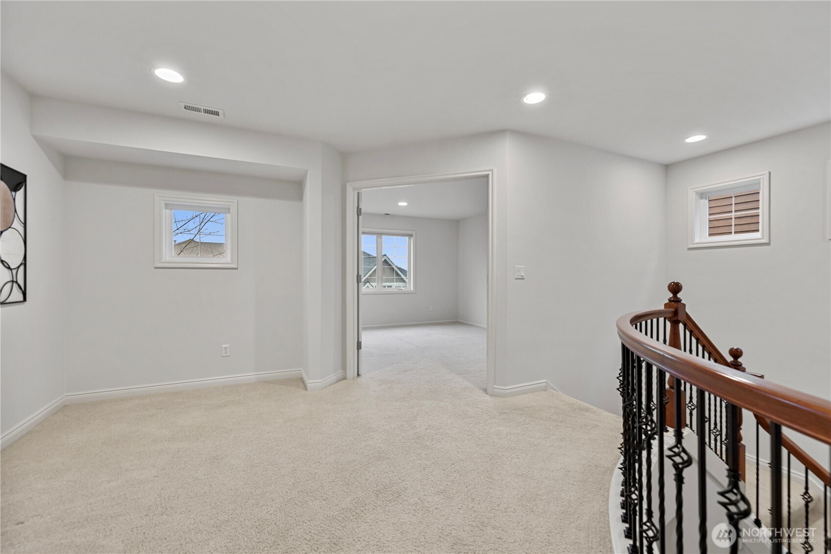 2422 Northeast Davis Loop Issaquah, WA 98029 - Photo 26 of 40