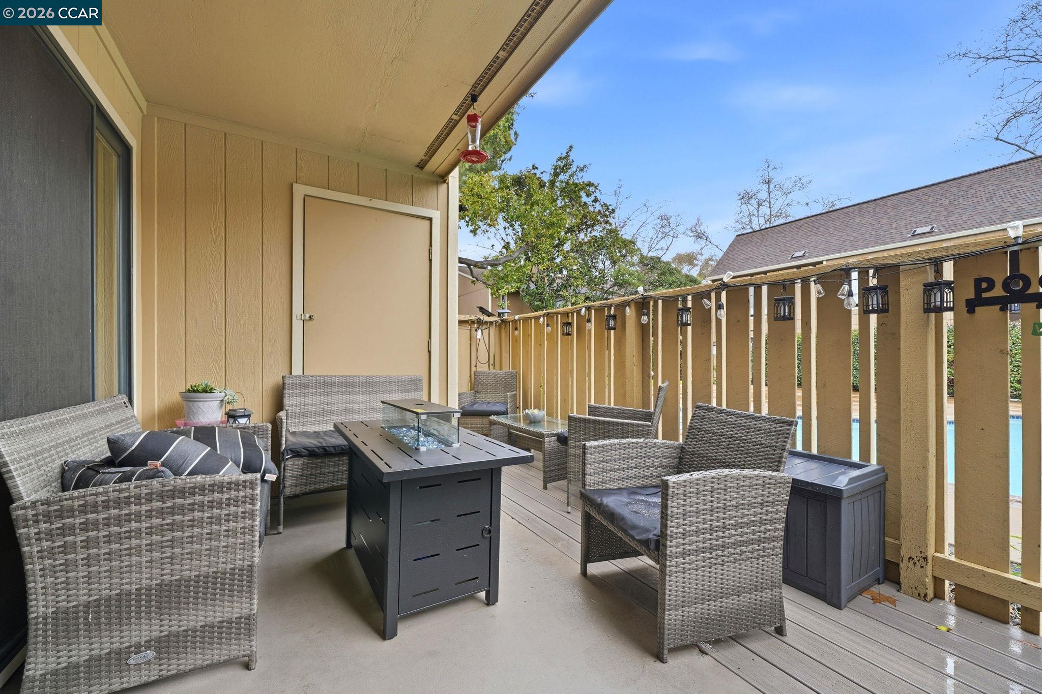 9025 Alcosta Boulevard, Unit 259 San Ramon, CA 94583 - Photo 32 of 40 a outdoor space with patio furniture and a potted plant