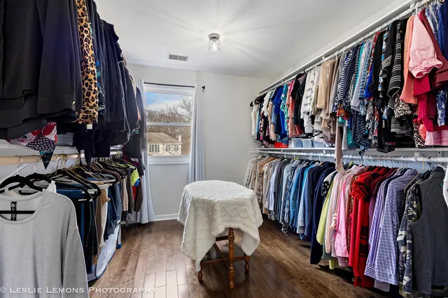 $649,000 | 398 Woodlane Court, Wood Dale, IL 60191