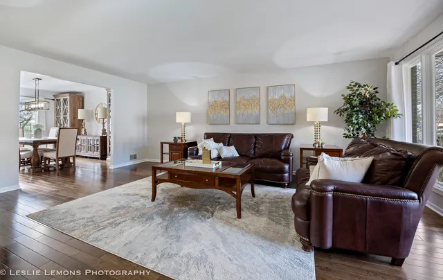 $649,000 | 398 Woodlane Court, Wood Dale, IL 60191