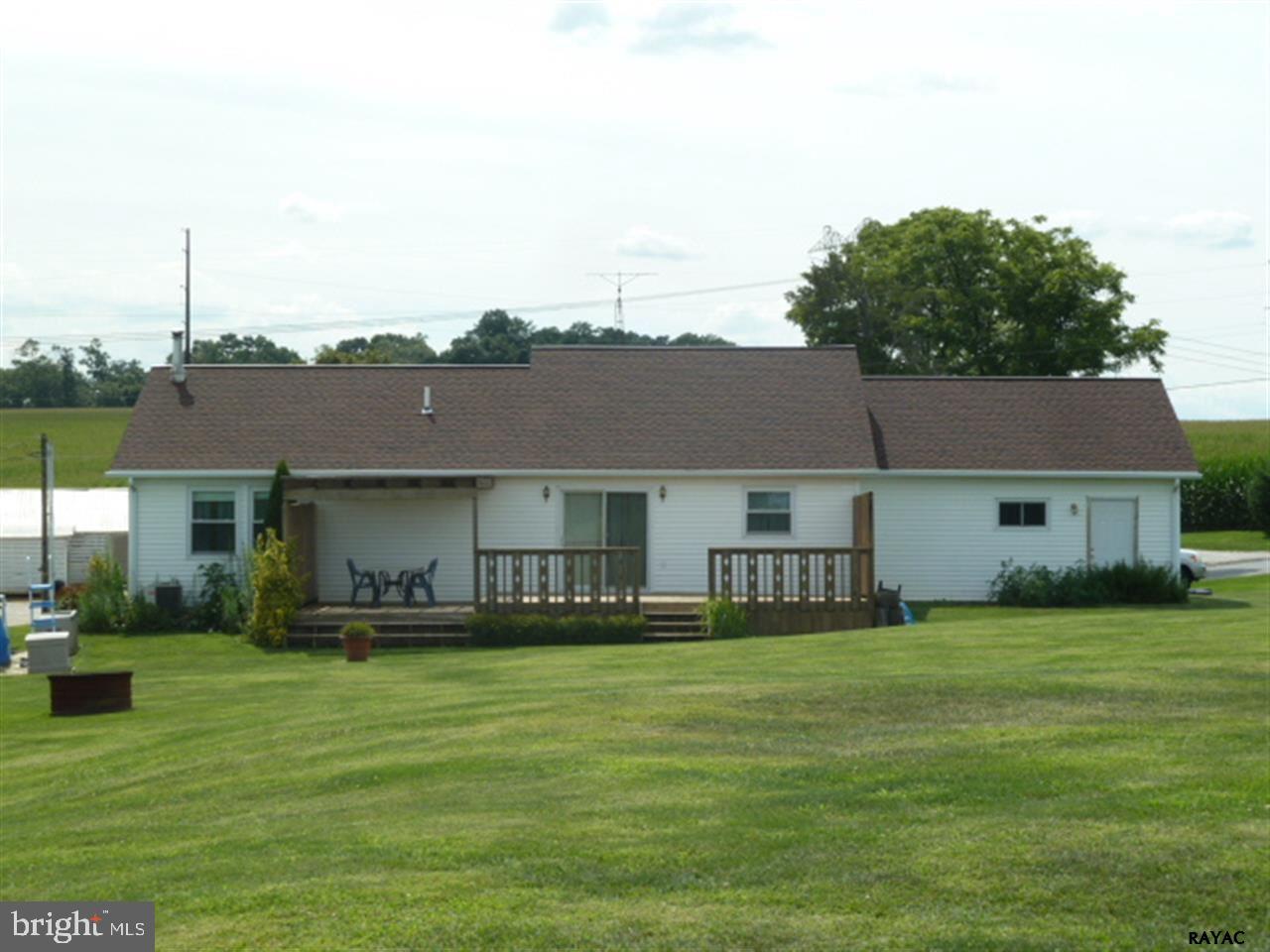 1715 Winters Road Windsor, PA 17366 - Photo 3 of 18