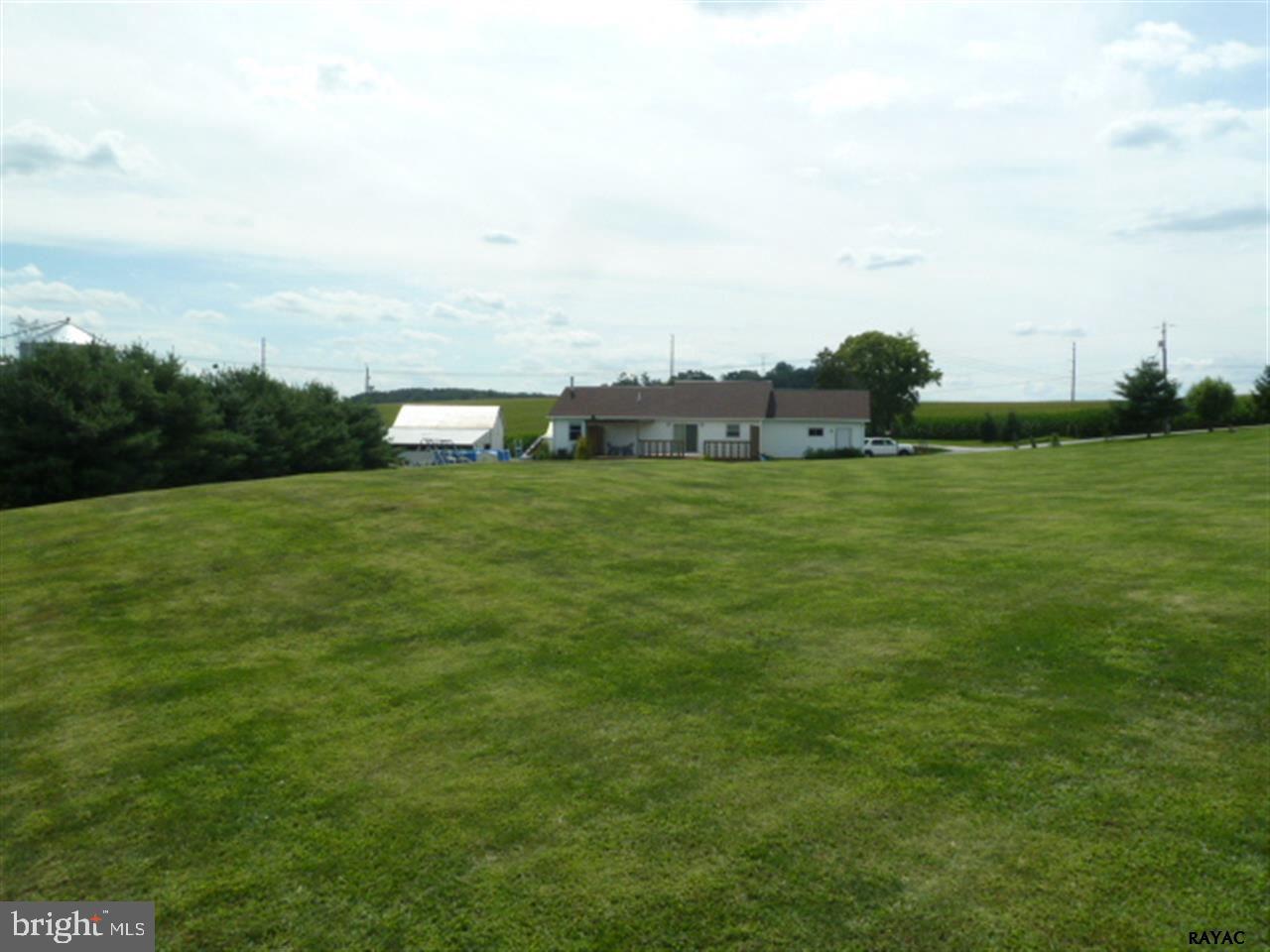 1715 Winters Road Windsor, PA 17366 - Photo 4 of 18