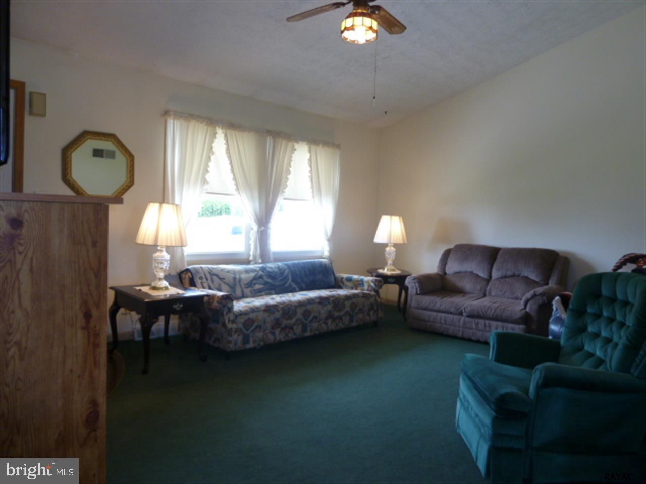 1715 Winters Road Windsor, PA 17366 - Photo 5 of 18