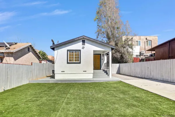 $980,000 | 515-517 63rd Street, San Diego, CA 92114