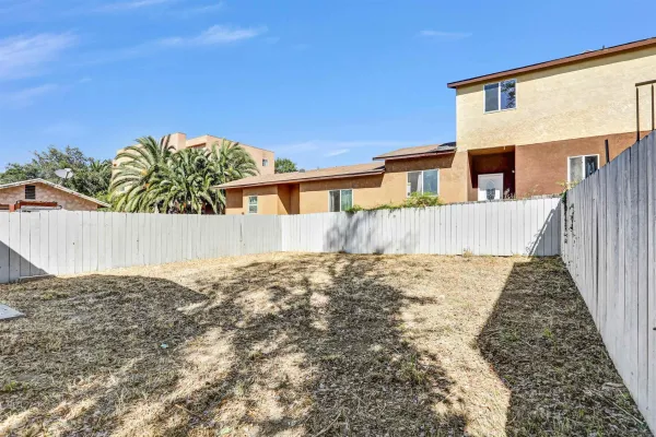 $980,000 | 515-517 63rd Street, San Diego, CA 92114