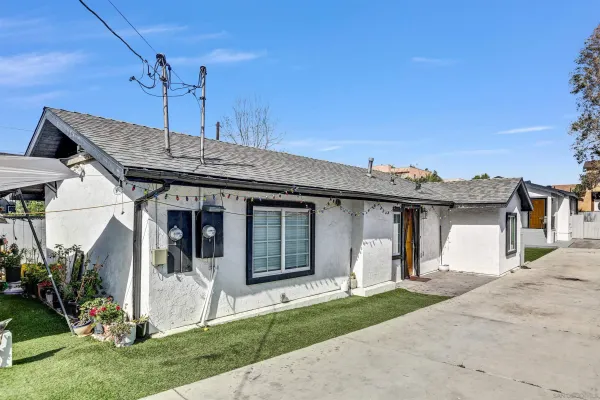 $980,000 | 515-517 63rd Street, San Diego, CA 92114