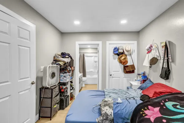 $980,000 | 515-517 63rd Street, San Diego, CA 92114