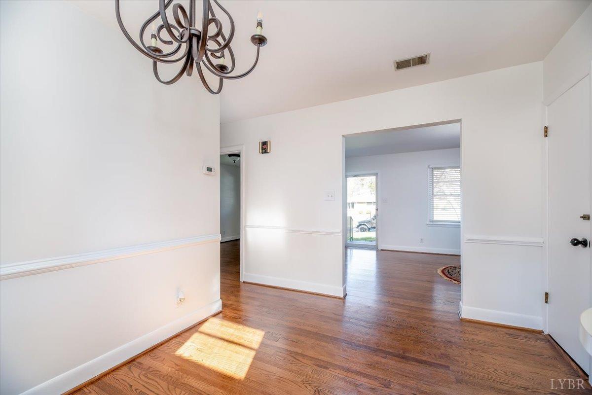 1136 Rugby Road Lynchburg, VA 24503 - Photo 8 of 28 Gallery Image 8