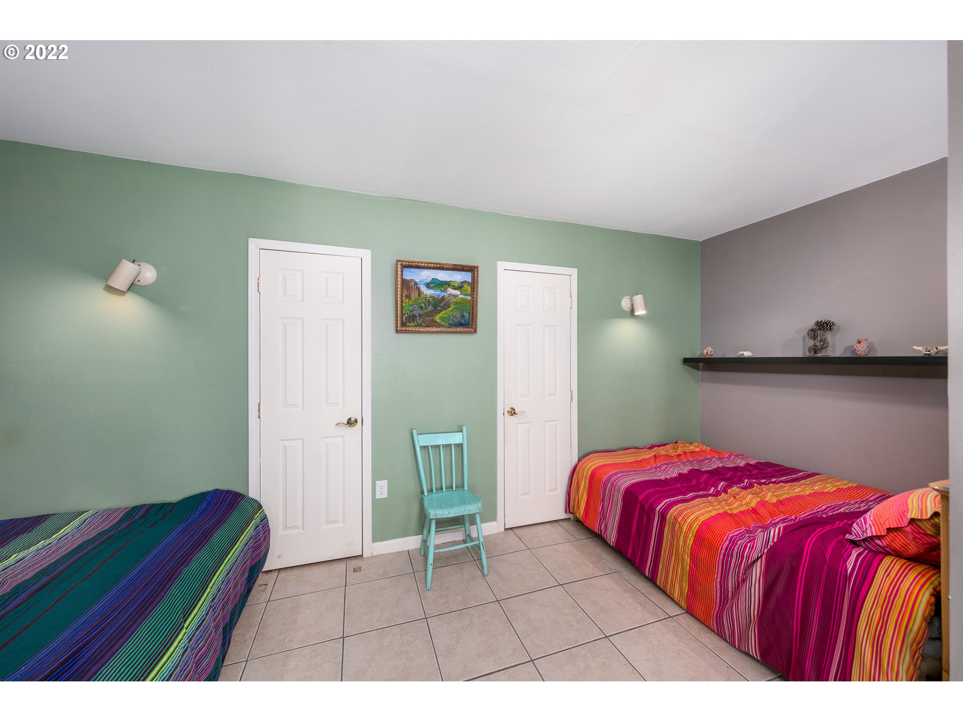1710 State Road Mosier, OR 97040 - Photo 19 of 32 Bedroom