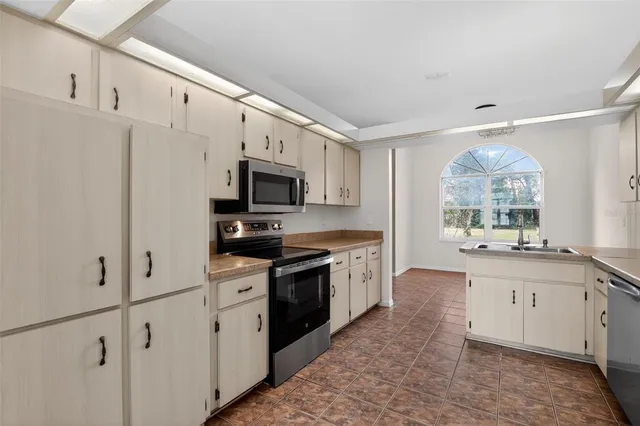 $239,900 | 11443 Southwest 78th Circle, Ocala, FL 34476