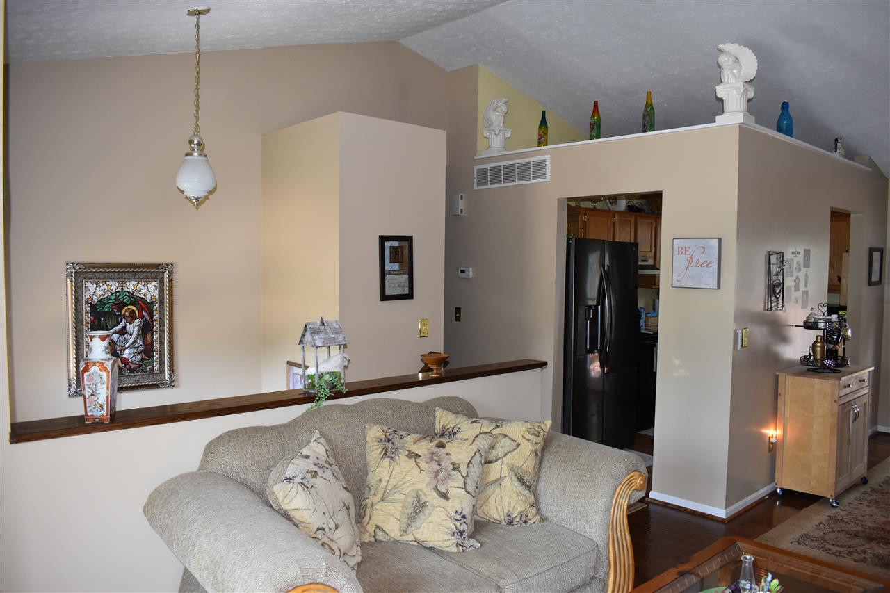 2688 Ridgecrest Lane Covington, KY 41017 - Photo 9 of 25
