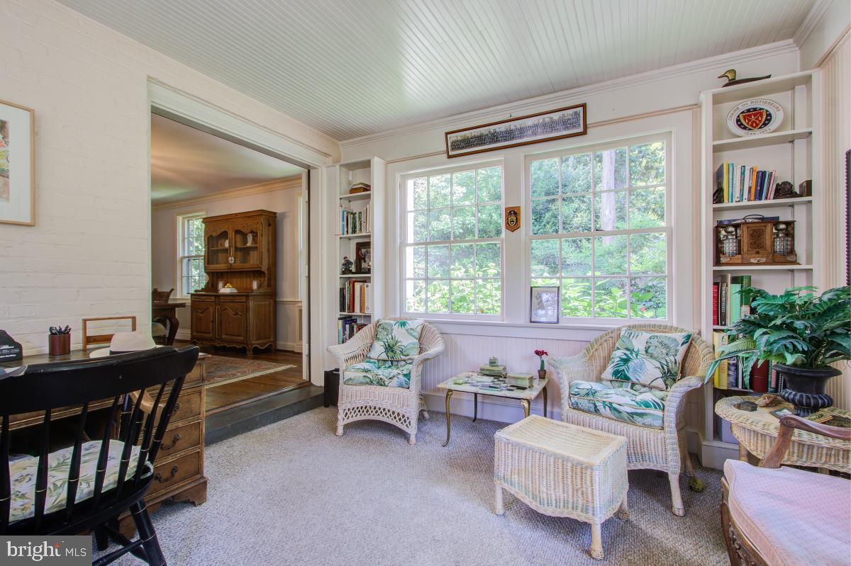 6101 Broad Branch Road Northwest Washington, DC 20015 - Photo 19 of 40 Home office / sunroom