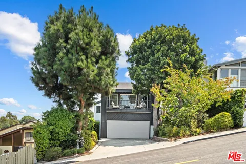 $2,197,000 | 418 Talbert Street, Playa del Rey, CA 90293