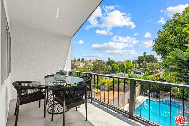 $2,297,000 | 418 Talbert Street, Playa del Rey, CA 90293
