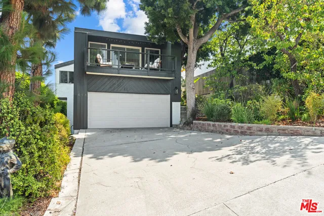 $2,297,000 | 418 Talbert Street, Playa del Rey, CA 90293