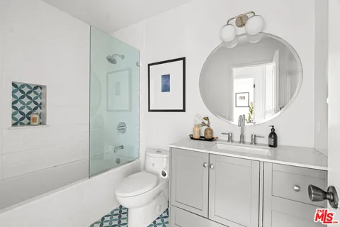 $2,197,000 | 418 Talbert Street, Playa del Rey, CA 90293