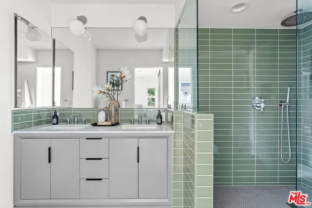 $2,297,000 | 418 Talbert Street, Playa del Rey, CA 90293