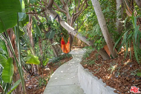 $2,197,000 | 418 Talbert Street, Playa del Rey, CA 90293